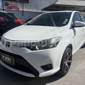 TOYOTA PRIUS C SPORT