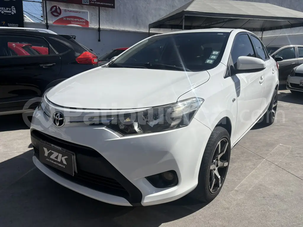TOYOTA PRIUS C SPORT