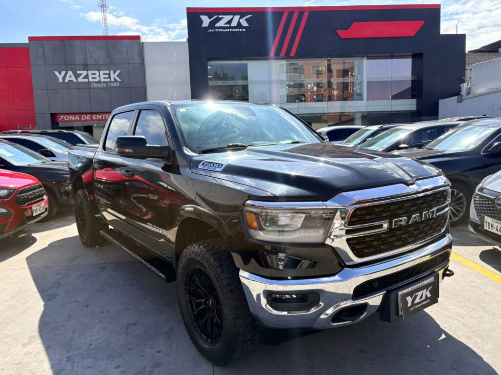RAM BIGHORN 1500 2023